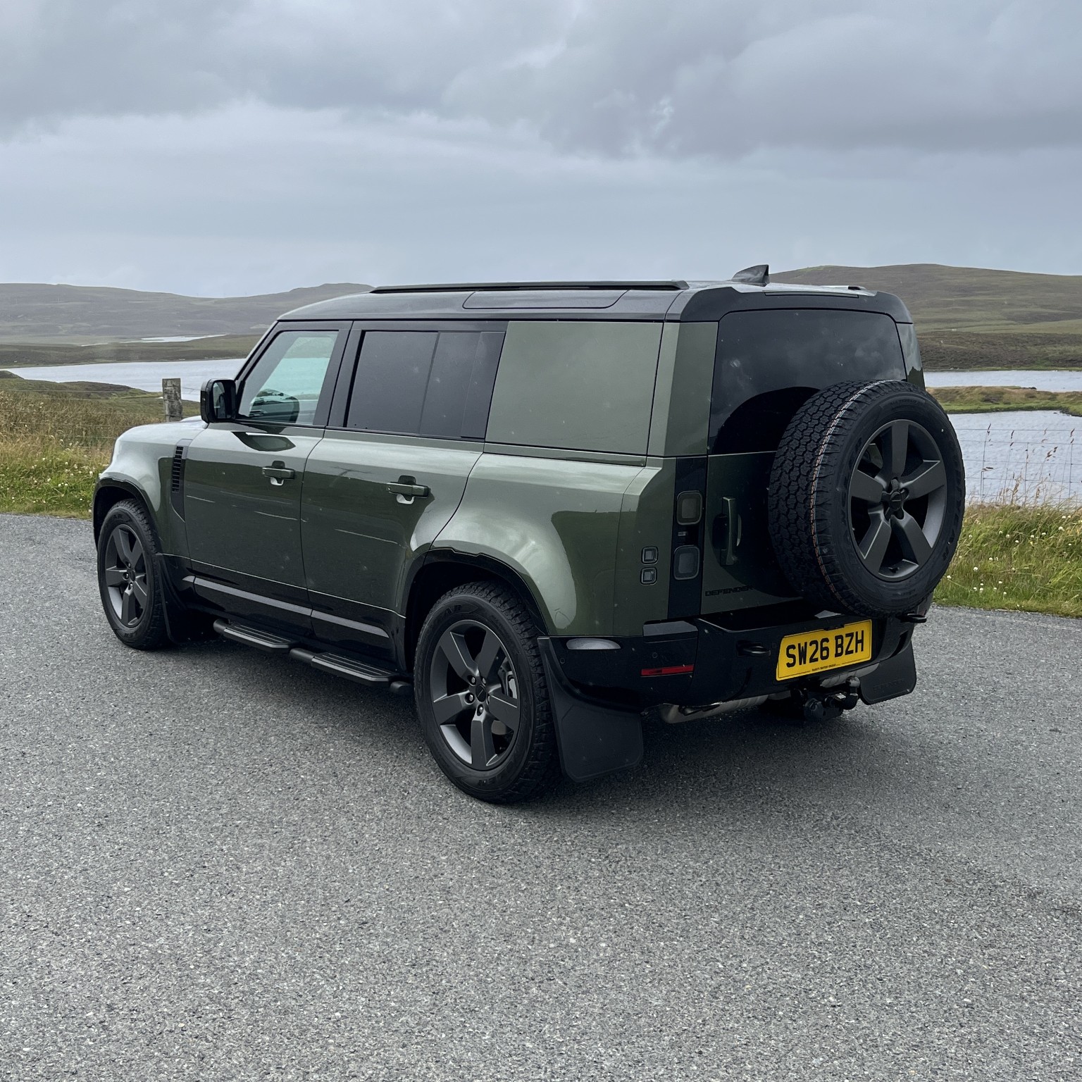 Land Rover Defender 110 Commercial