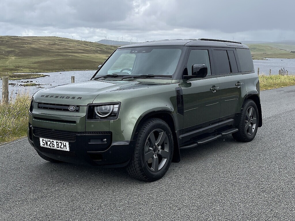 Land Rover Defender 110 Commercial