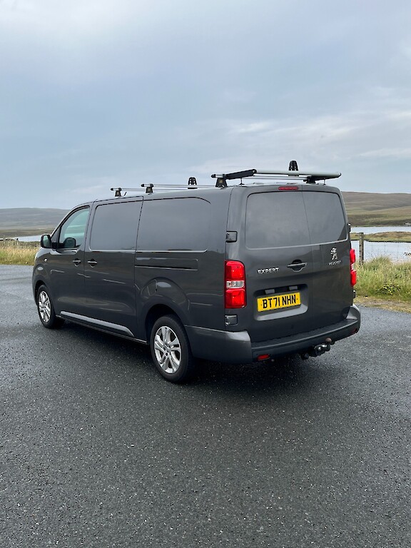 Peugeot Expert Professional Premium