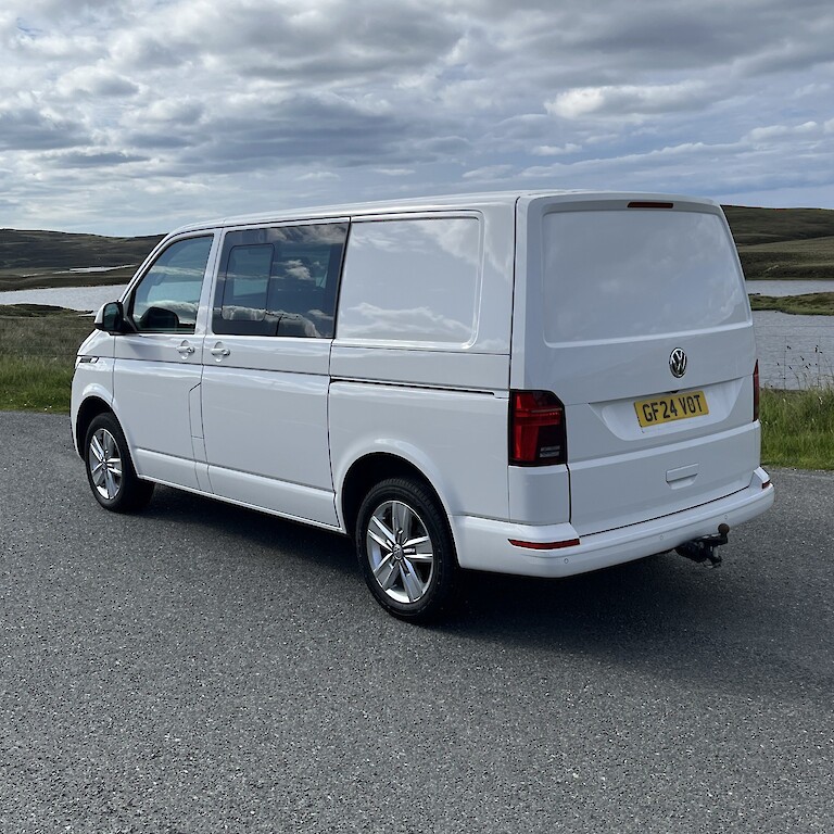 Volkswagen Transporter Kombi Highline SWB