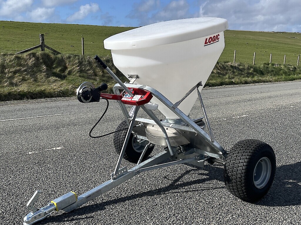 Logic LDS240 ATV Spreaders