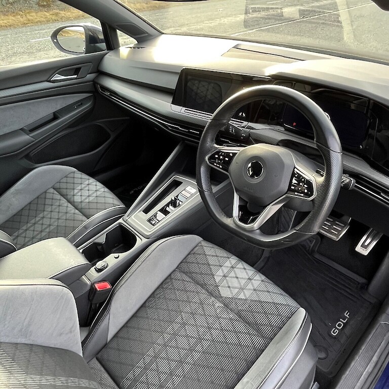 Volkswagen Golf 8 R-Line
