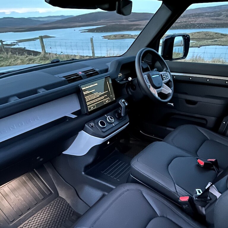 Land Rover Defender 90 Commercial