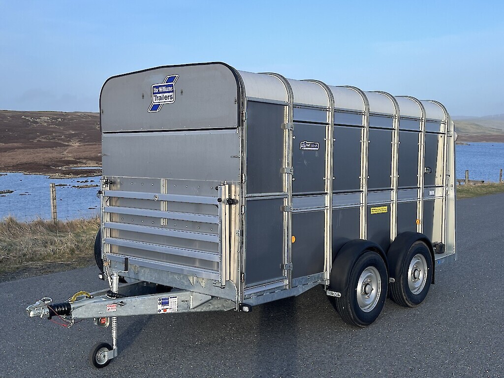 Ifor Williams TA510 12ftx6ft H/R